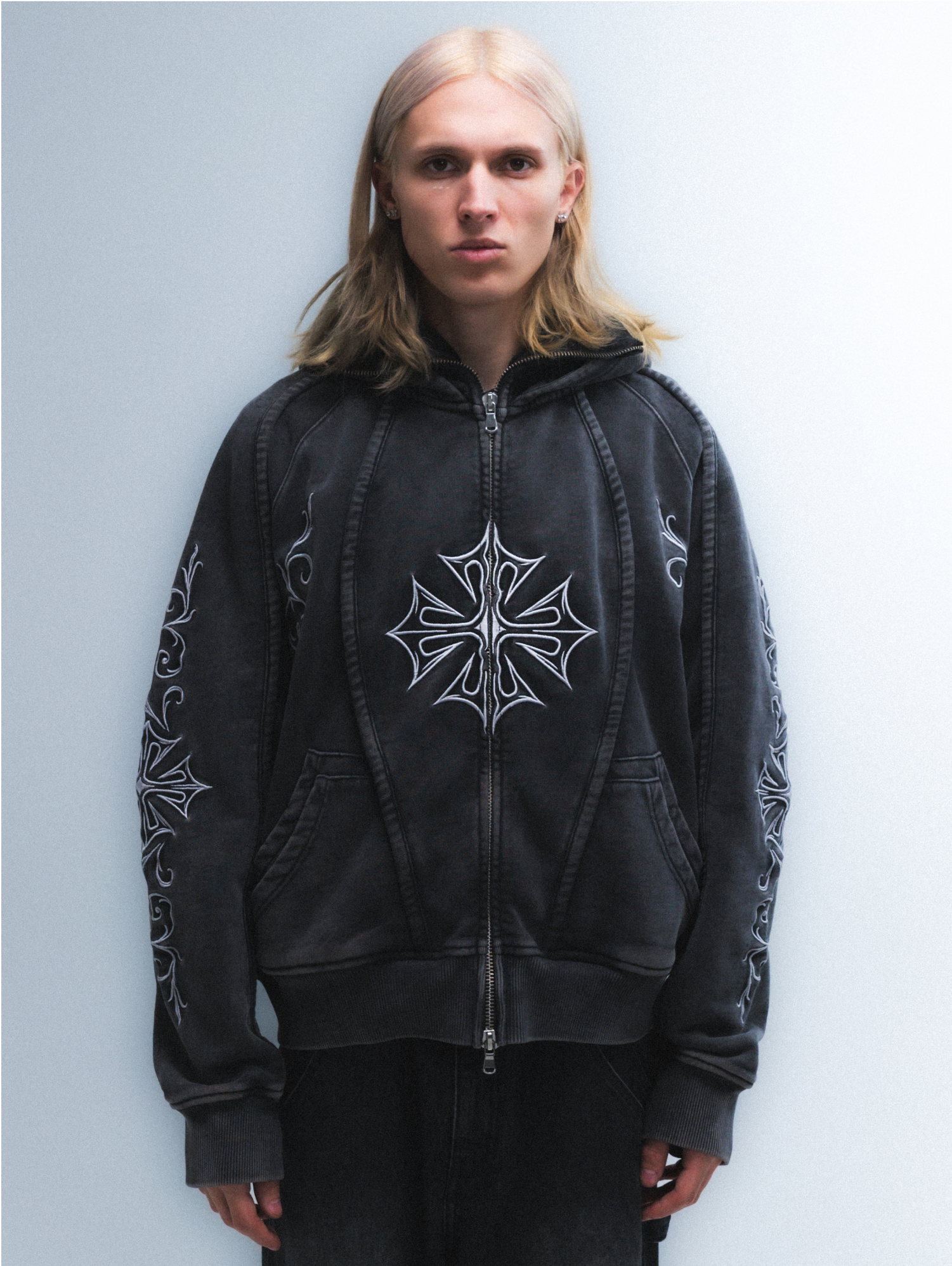 Holy Phantom (white)