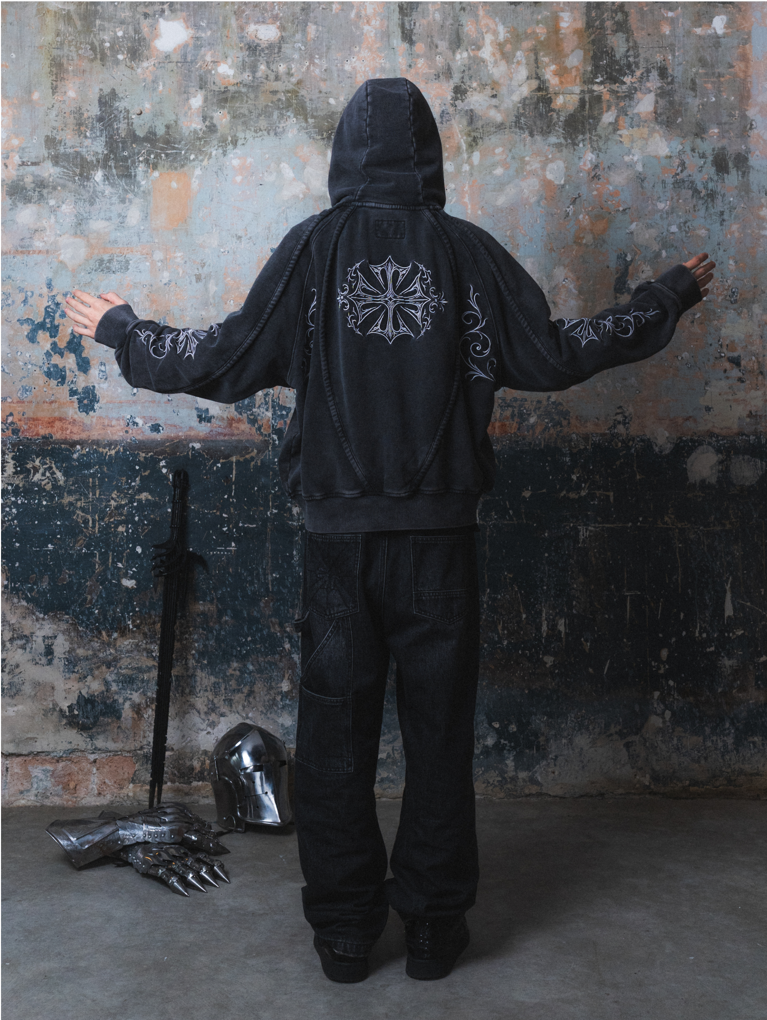 Holy Phantom (white)