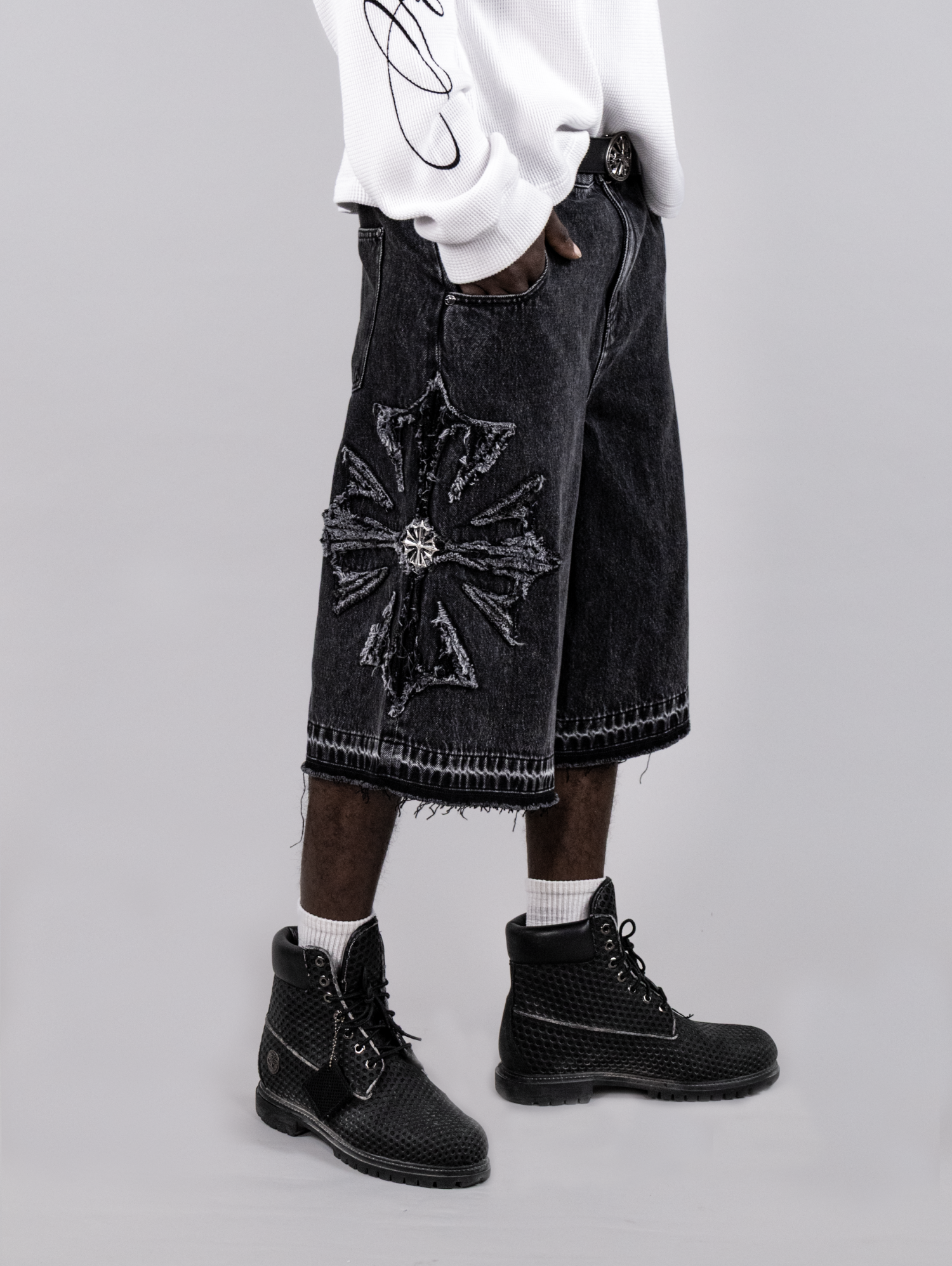 Relic Black Jorts